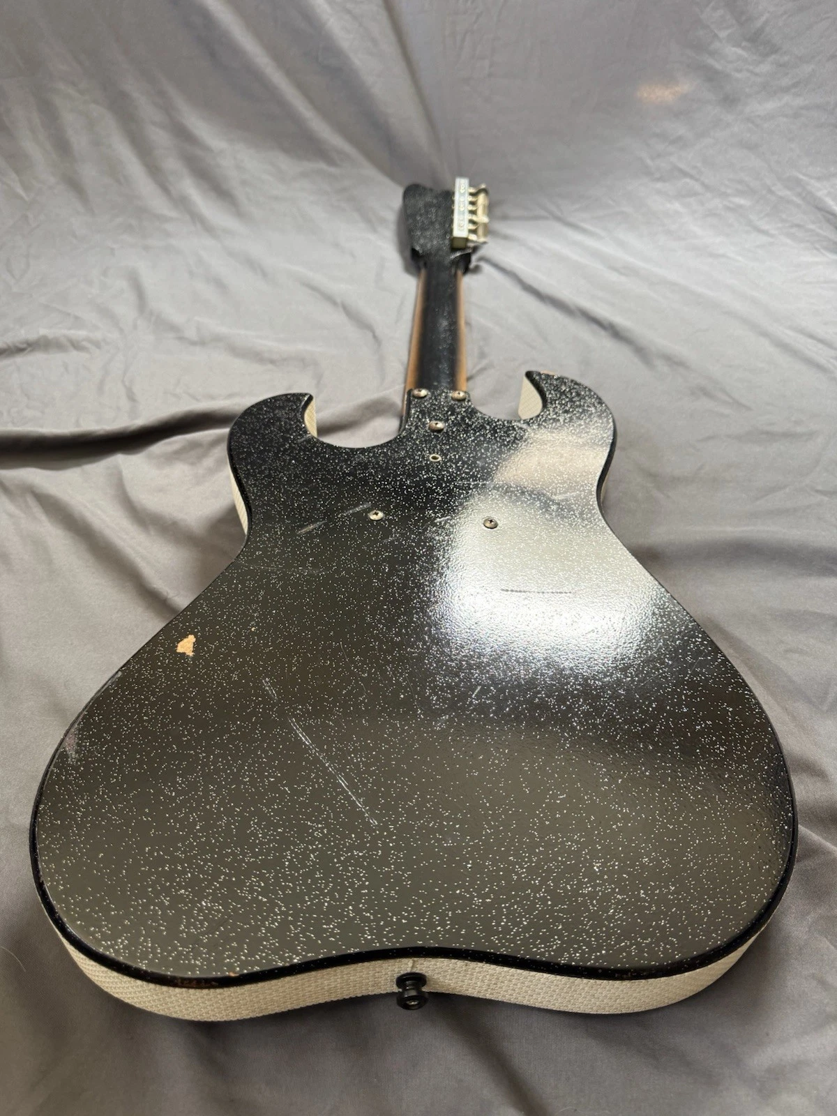 Picture 3 of 23