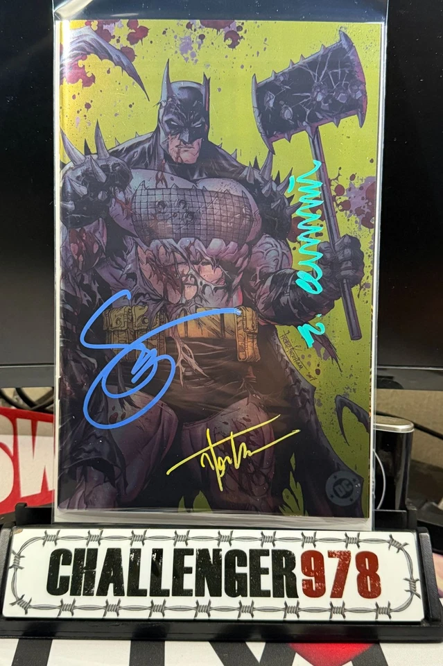 NEW SIGNATURE BOOKS LIVE CON-HAULS 