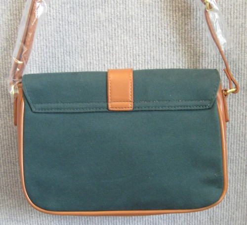 Borsa pochette Iman nuova (senza etichette) con tracolla regolabile -- camoscio verde scuro - Foto 5 di 5