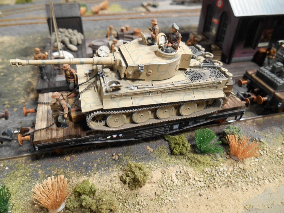 HO Roco Minitanks 6th Panzer Army Train Railway 4 Cars #A1993 Custom Detailed - Image 4 of 4