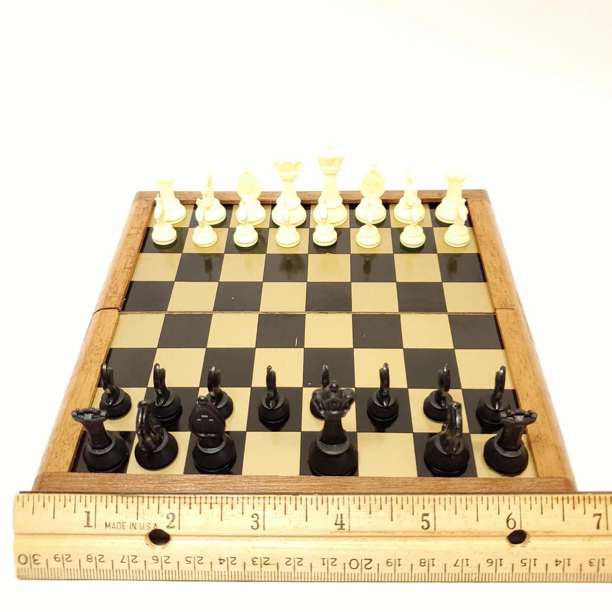 Vintage 1960s Magnetic Chess Game