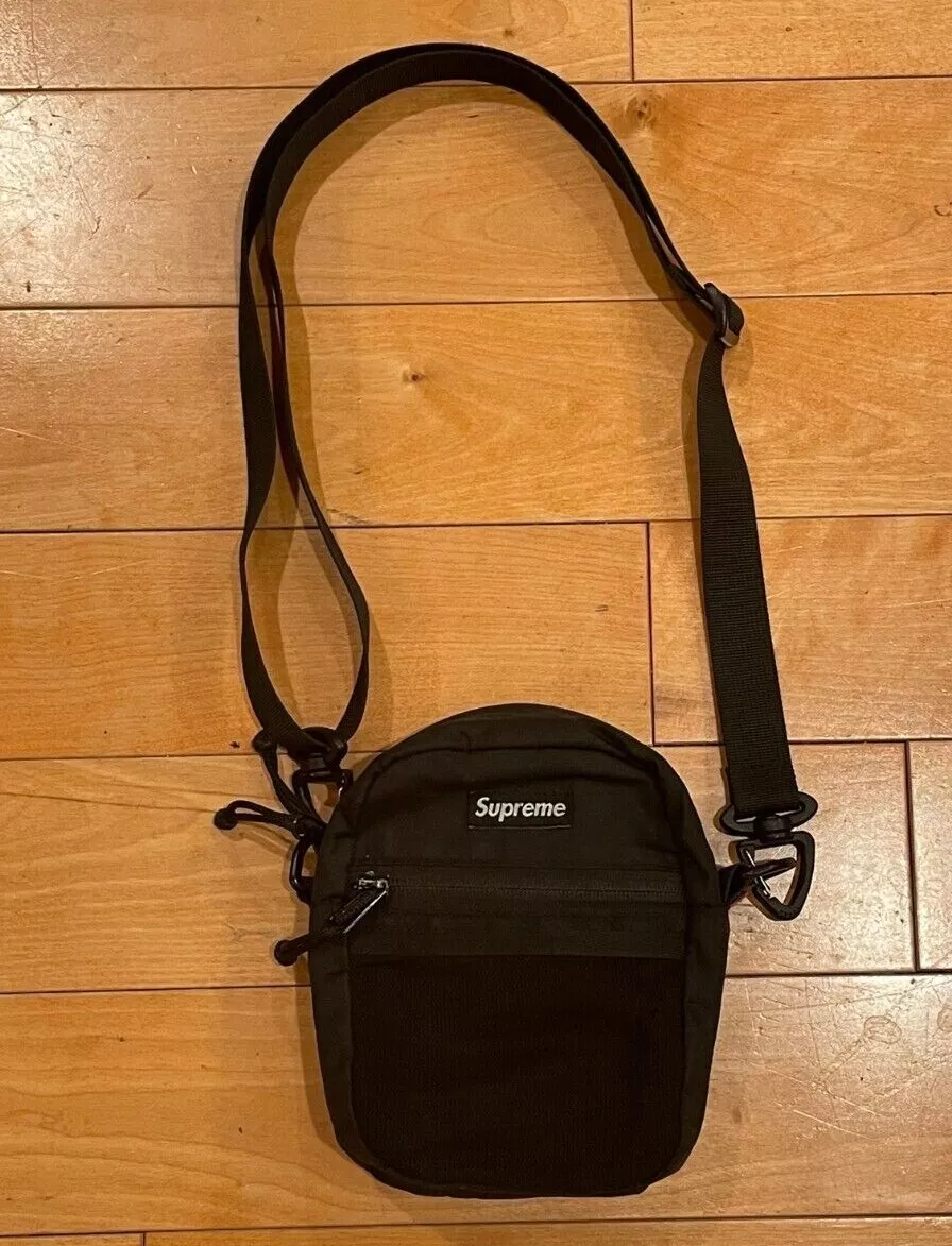SAC A BANDOULIÈRE SUPREME SS18 PETIT CORPS CROSS CORDURA D'OCCASION