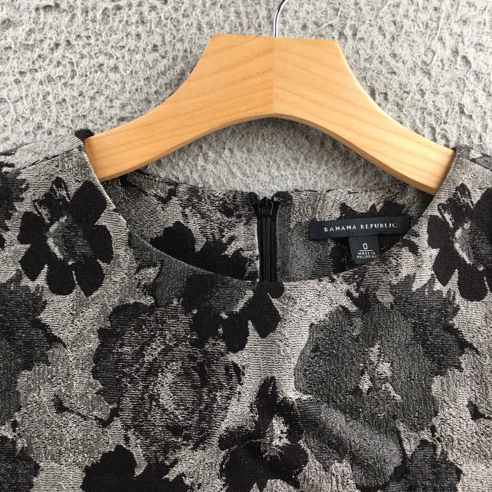 Banana Republic Mini Short Dress Womens 0 Black Wool Blend Floral Short Sleeve - Image 3 of 4