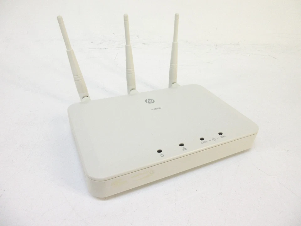 HP J9467A V-M200 Single Radio Dual Band Access Point w/ Power & Antennas - Image 2 of 4