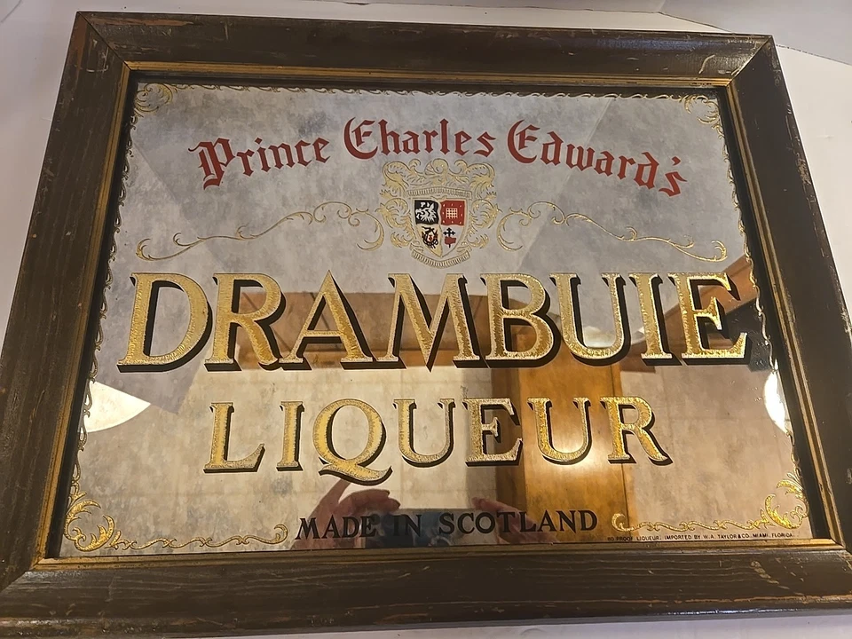 Placa espelhada bar vintage Prince Charles Edward's Drambuie licor feita na Escócia - Imagem 2 de 4
