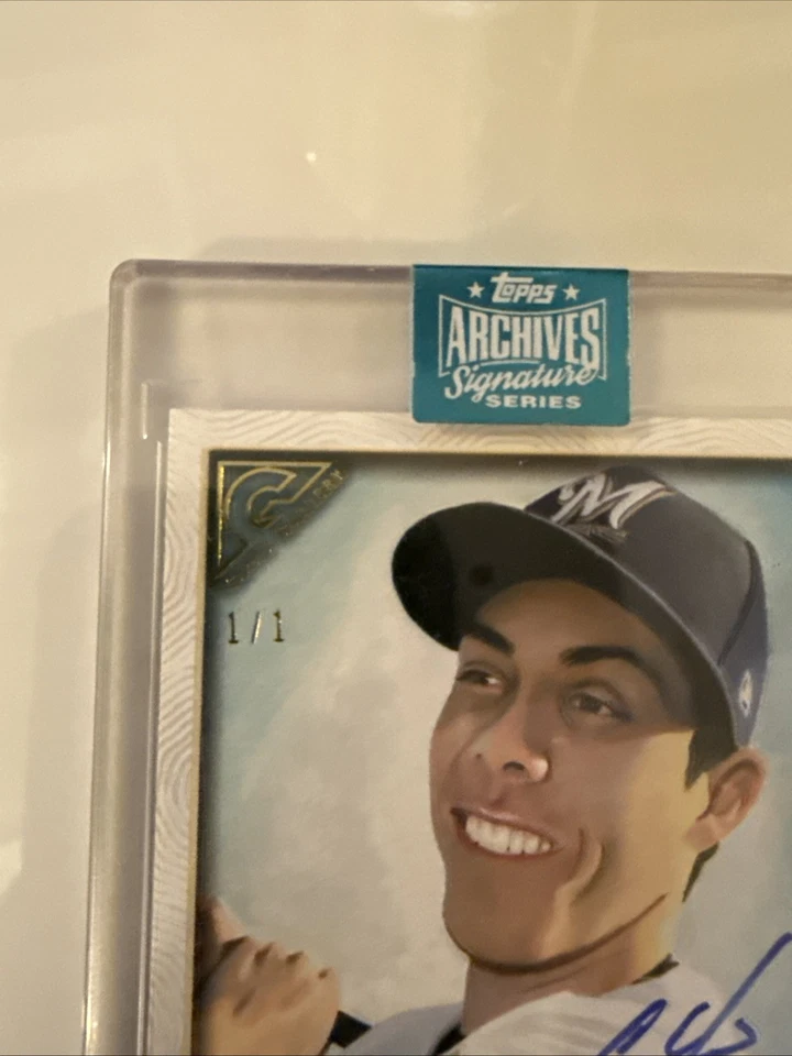 2024 Topps Archives CHRISTIAN YELICH sp AUTO 1/1 ~2018 Gallery Autograph Brewers - Image 2 of 3