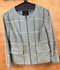 Carlisle Woman Blazer 73 Wool 26 Nylon Size 4 Plaid Blazer Classy Upscale