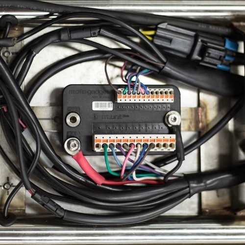 Motogadget mo.Unit Azul: Caja de fusibles digital Bluetooth y unidad de control - Imagen 6 de 6