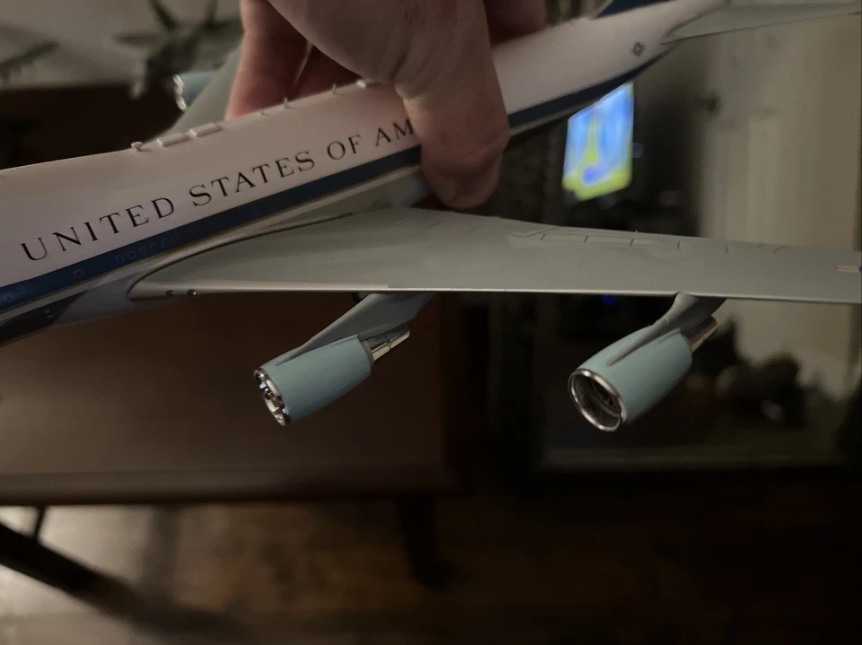 Modelo diecast Gemini escala 1/200 de Airforce One.  Foto 4 de 4