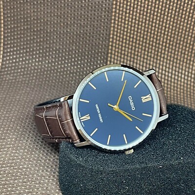 Casio MTP-VT01L-2B2 Orologio Uomo: Analogico, Quadrante Blu, Cinturino In Pelle Marrone, Minimal - 5
