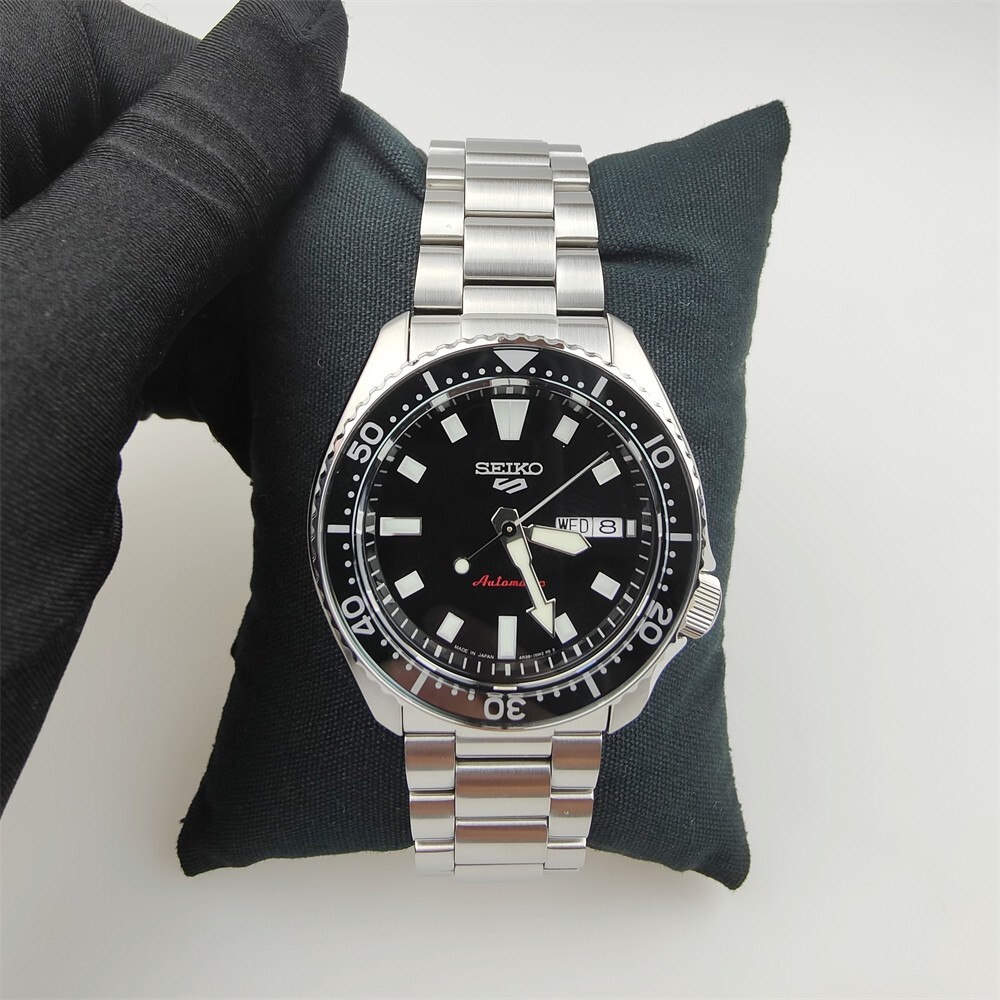 Seiko 5 sports SKX series Mechanical Automatic metal watch