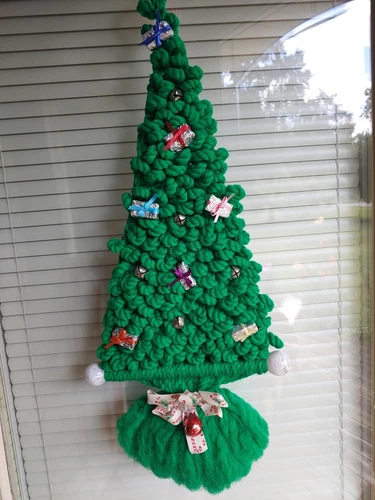 VTG Macramé Christmas Tree Wall Hanging Present's Bells Holiday 23” L x 10”w