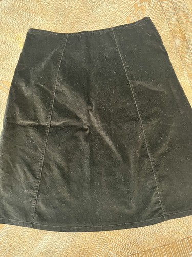 Eddie bauer black soft velvet A-line skirt Sz 8 Cotton Waist 32” Length 24” - Picture 5 of 6