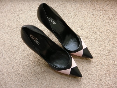 Marc Jacobs New Wave Rosa y Negro Cuero Liso Fino Punta Tacones Altos, 36.5 - Imagen 3 de 15