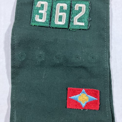 Vintage 60s Girl Scouts green sash With 10 merit patches pins wings And Troop # - Picture 2 of 10