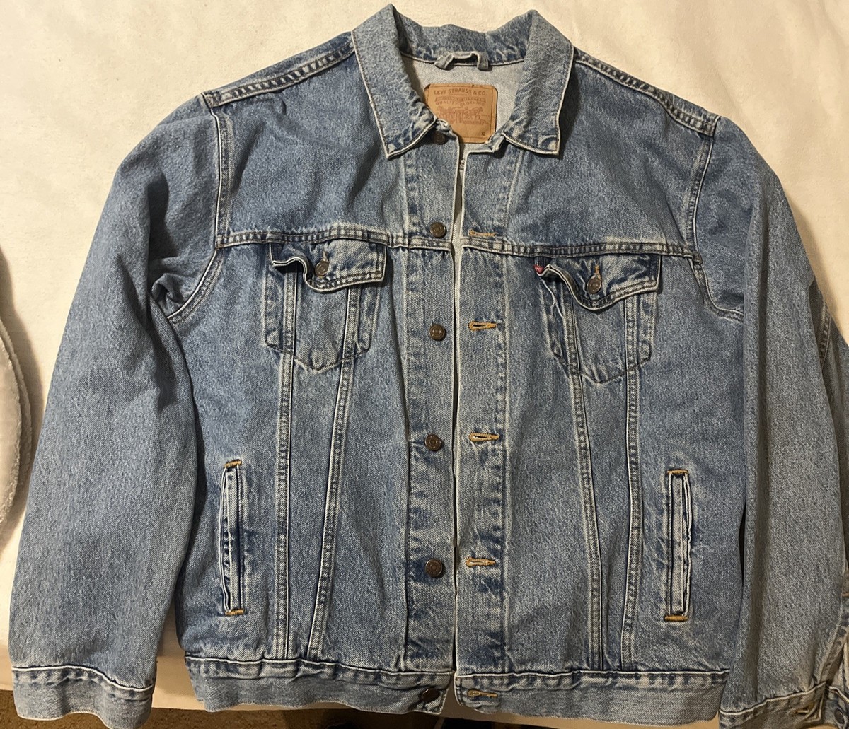 Vintage Levis 70507-0389 Denim Trucker Jacket XL American Flag