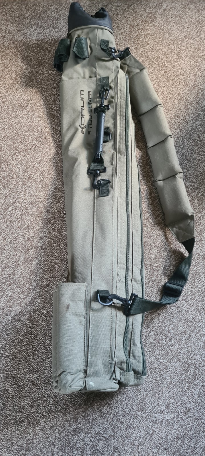 KORUM 3 ROD QUIVER FISHING HOLDALL