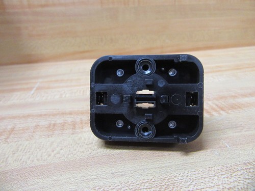 Allen Bradley 800TC-FXT6A5S Red Button Core Only (Pack of 6) - Picture 3 of 3