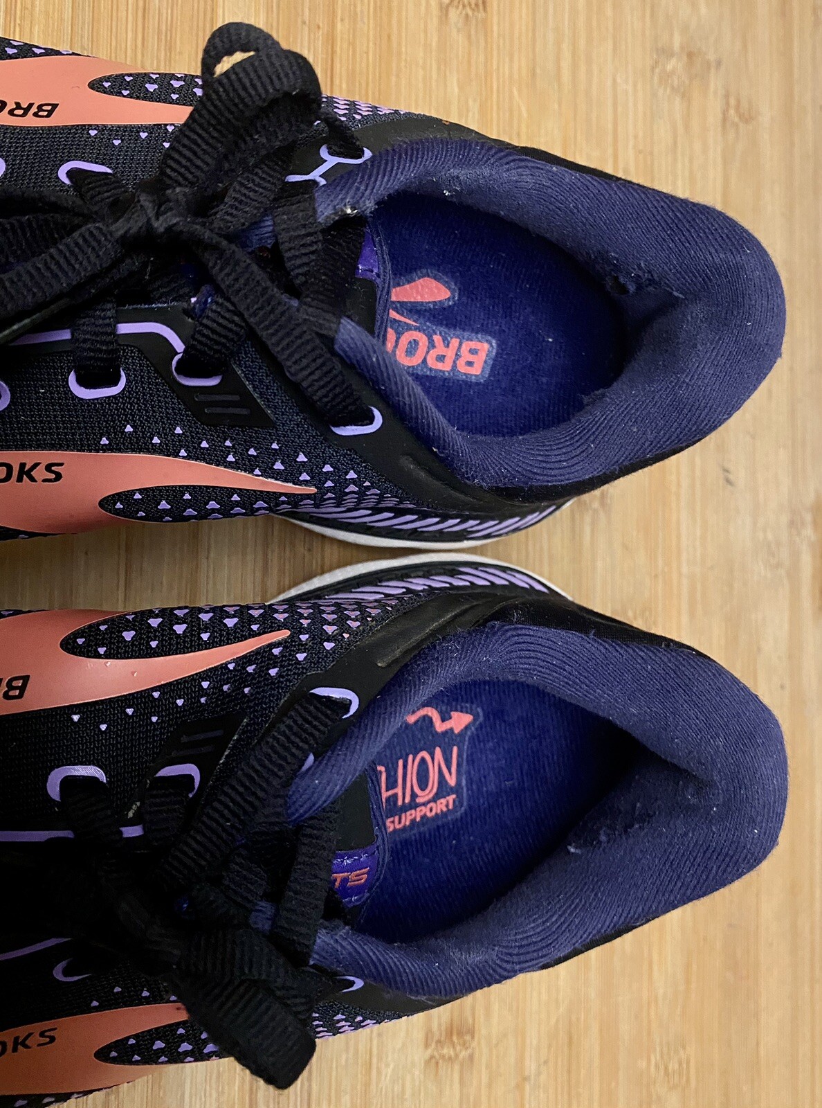 Brooks Adrenaline GTS 22 Women's Black/Purple/Coral, SIZE 10.5 eBay