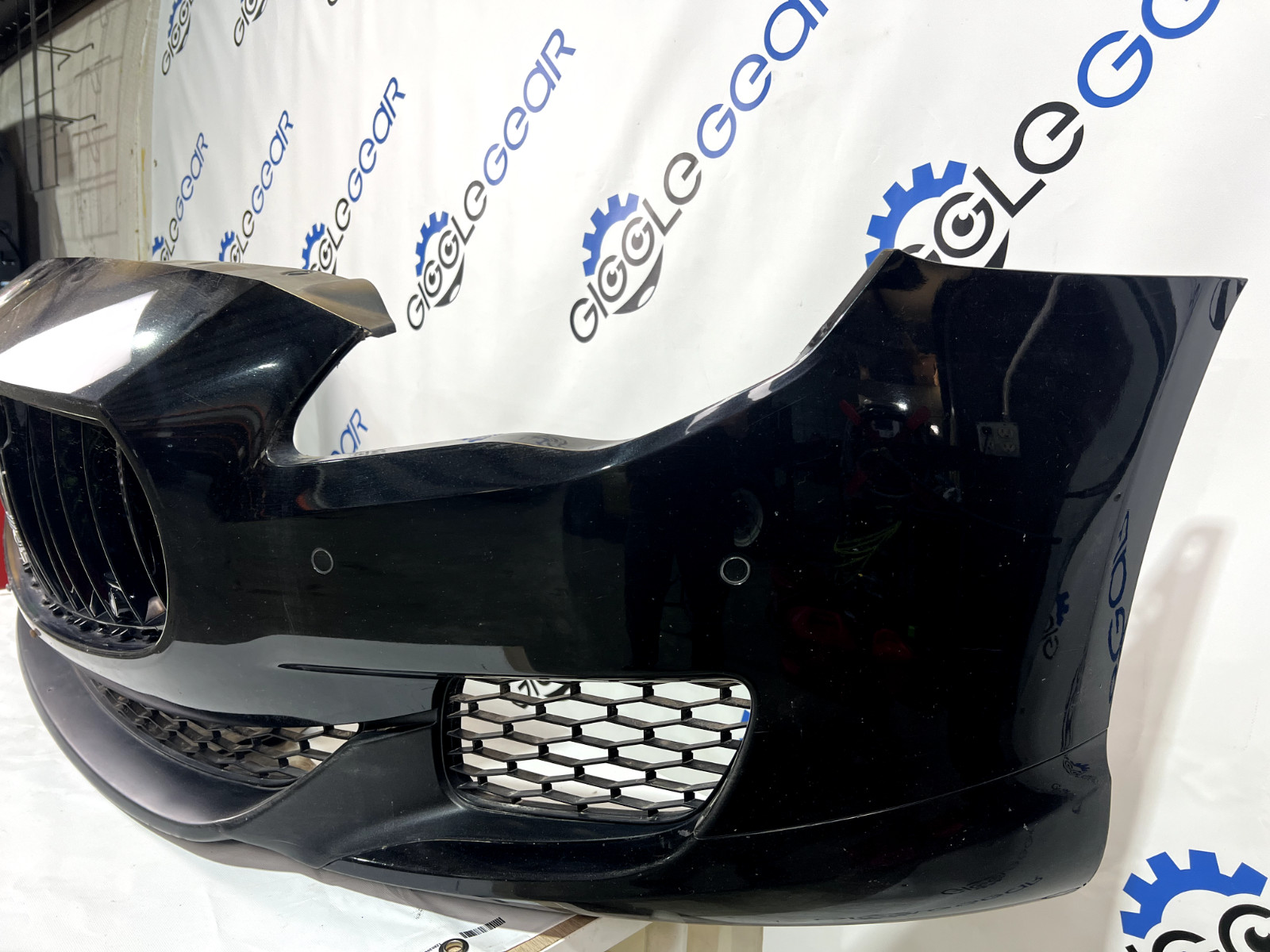 2014-2016 Maserati Quattroporte Front Bumper Cover W/ Grilles & Park Sensors OEM