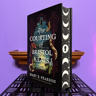 The Courting of Bristol Keats By Mary E. Pearson 1st Edition Sprayed Edges