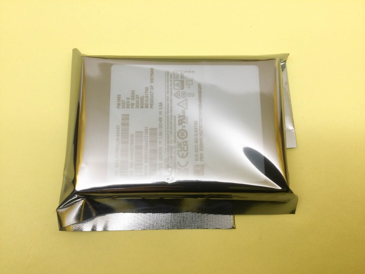 Samsung PM1653 1.92TB SAS 24Gbps 2.5inch Internal SSD MZ-ILG1T90