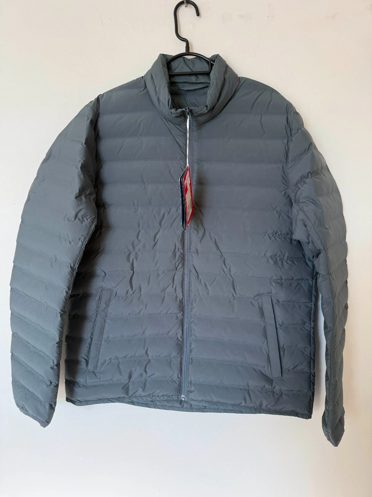 HELLY HANSEN STORM GREY INSULATED JACKET size L NEW WITH TAGS $299 rrp