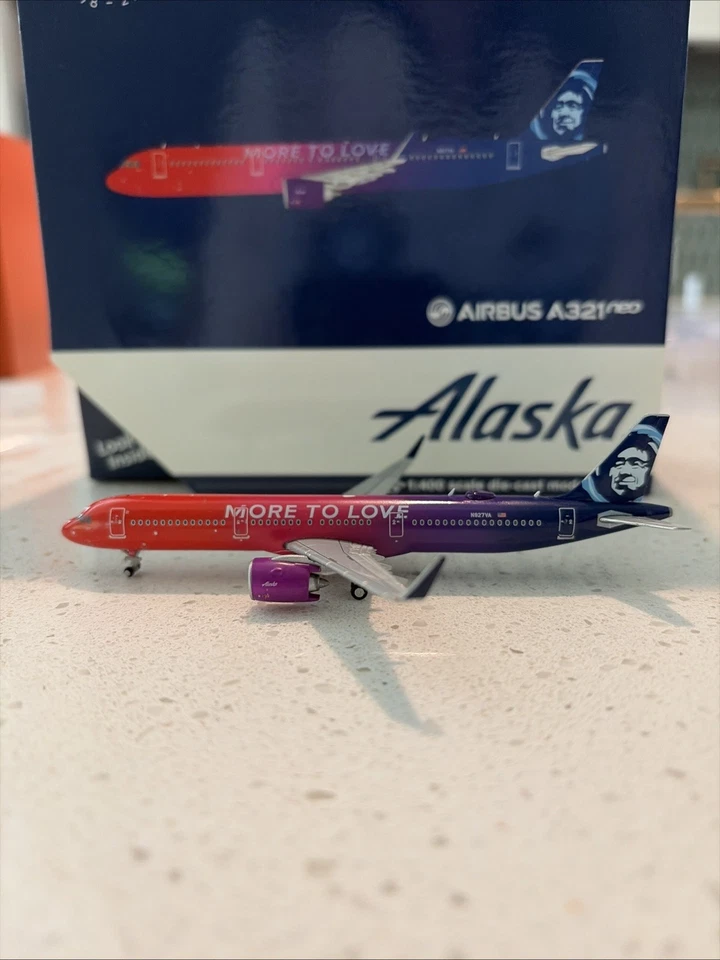 Gemini Jets 1:400 Alaska Airlines Airbus A321neo “More To Love Livery” N927VA Foto 4 de 4
