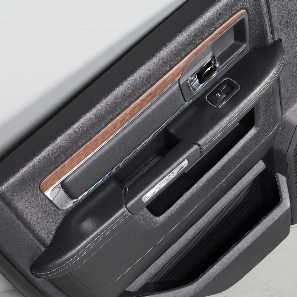 2009-2016 Ram 1500 Crew Laramie Left Rear Door Panel 1VY571A7AH USED Oem - Изображение 4 из 4