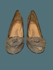 Söfft Fiorella Feminine Comfy Suede Pump Heels Womens Size 7.5 Wide