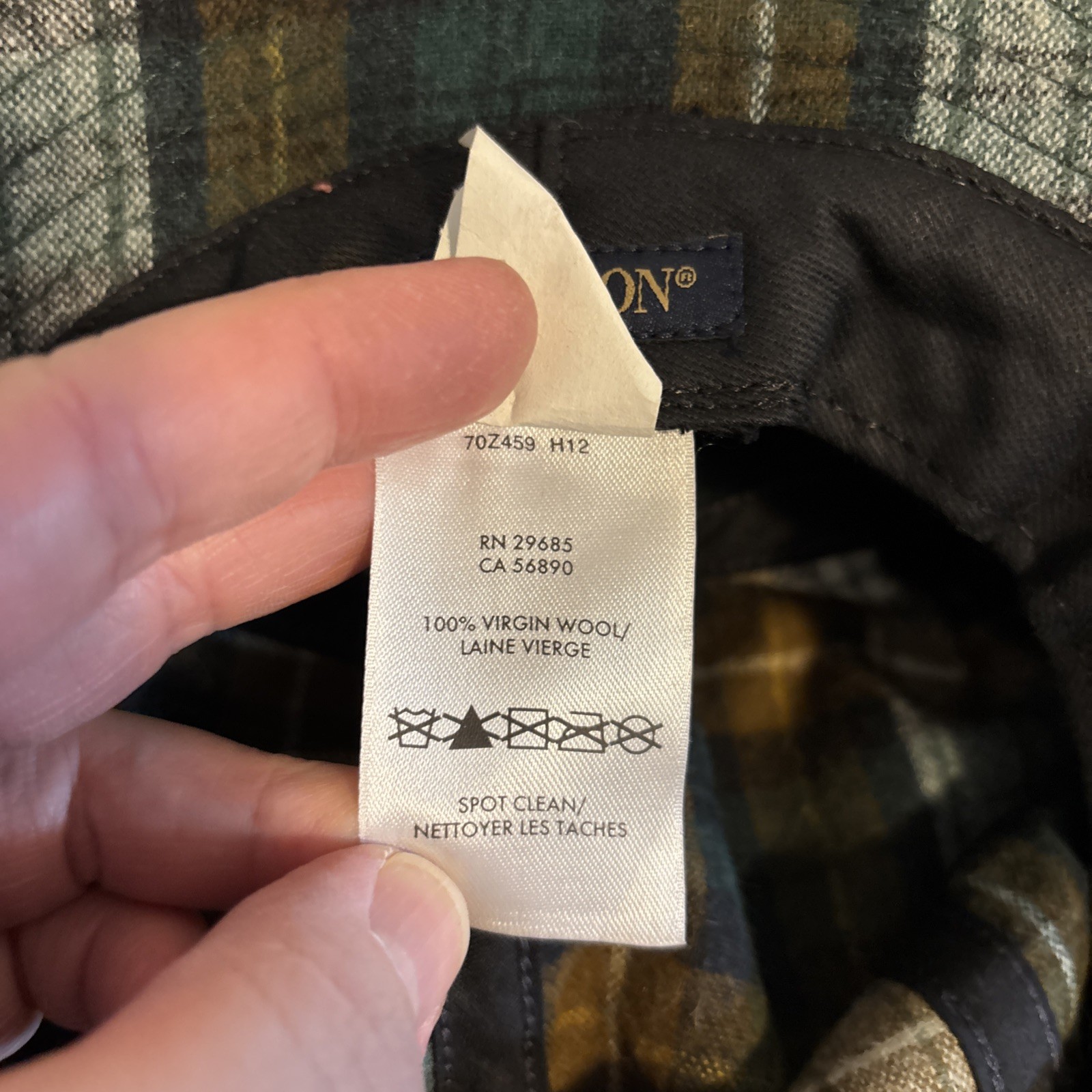 Size Medium Pendleton plaid bucket hat - image 6