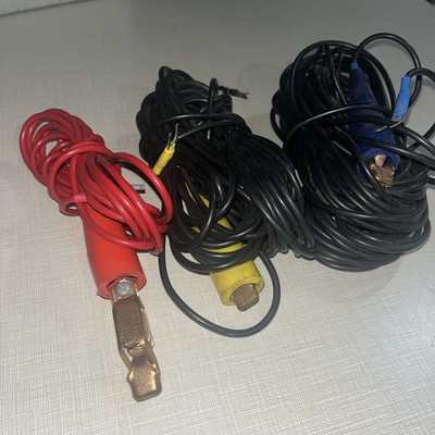  (3) Mueller 27C 40 amp insulated electrical alligator clips, Test Cables