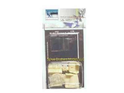 ARS4231 1:48 Aires RF-4B RF-4C Phantom II Electronics / Photo Bay (HAS kit)
