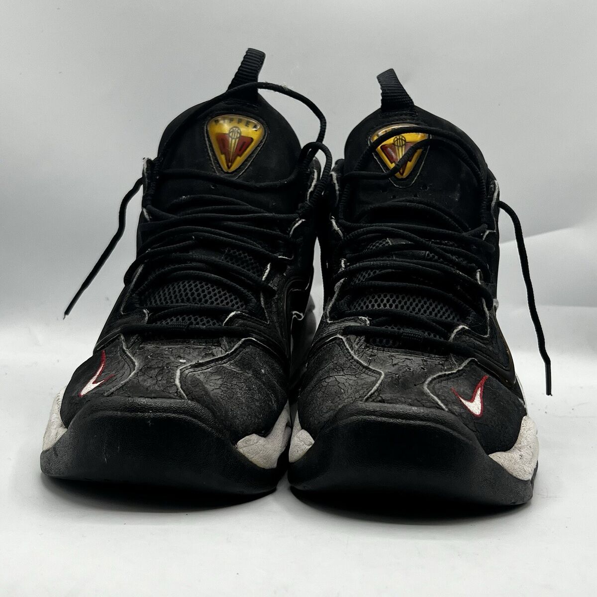 Rare Nike Air Pippen Black Varsity Red Mens Size 11.5 2015 Rare Nike Air Pippen Black Varsity Red Mens Size 11.5 2015