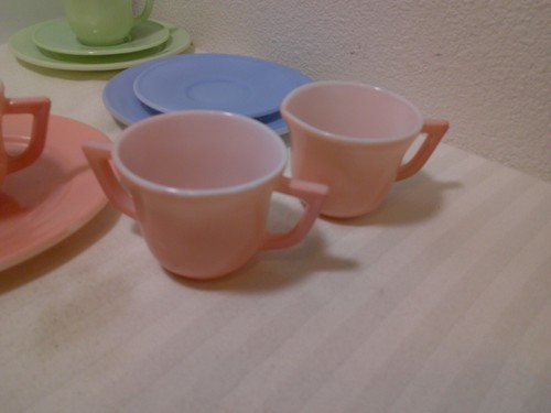 VINTAGE HAZEL-ATLAS GLASS CHILDS PASTEL PARTY SET 12 PIECES W/BOX - Picture 7 of 12