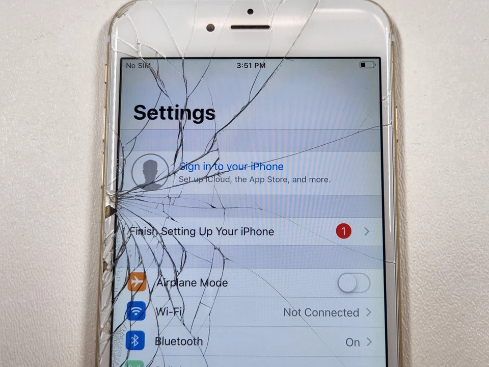 Apple iPhone 6 Plus (A1524) - 16GB Gold (Unlocked) - DAMAGED - Clean IMEI -B330 - Image 3 of 4