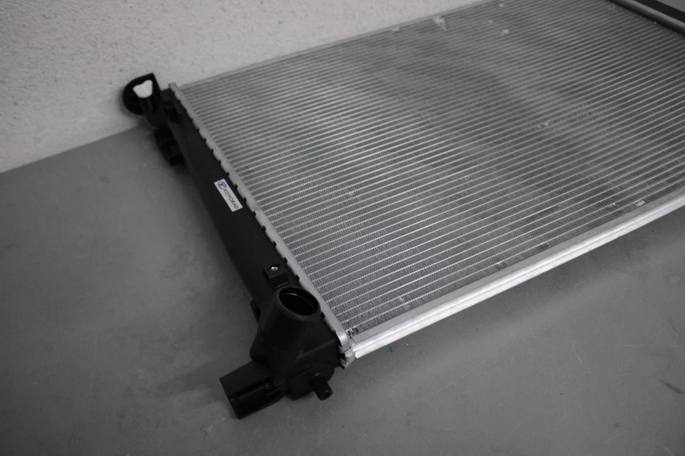 2017 2018 2019 2020 2021 KIA SPORTAGE RADIATOR 2.4L Foto 4 de 4