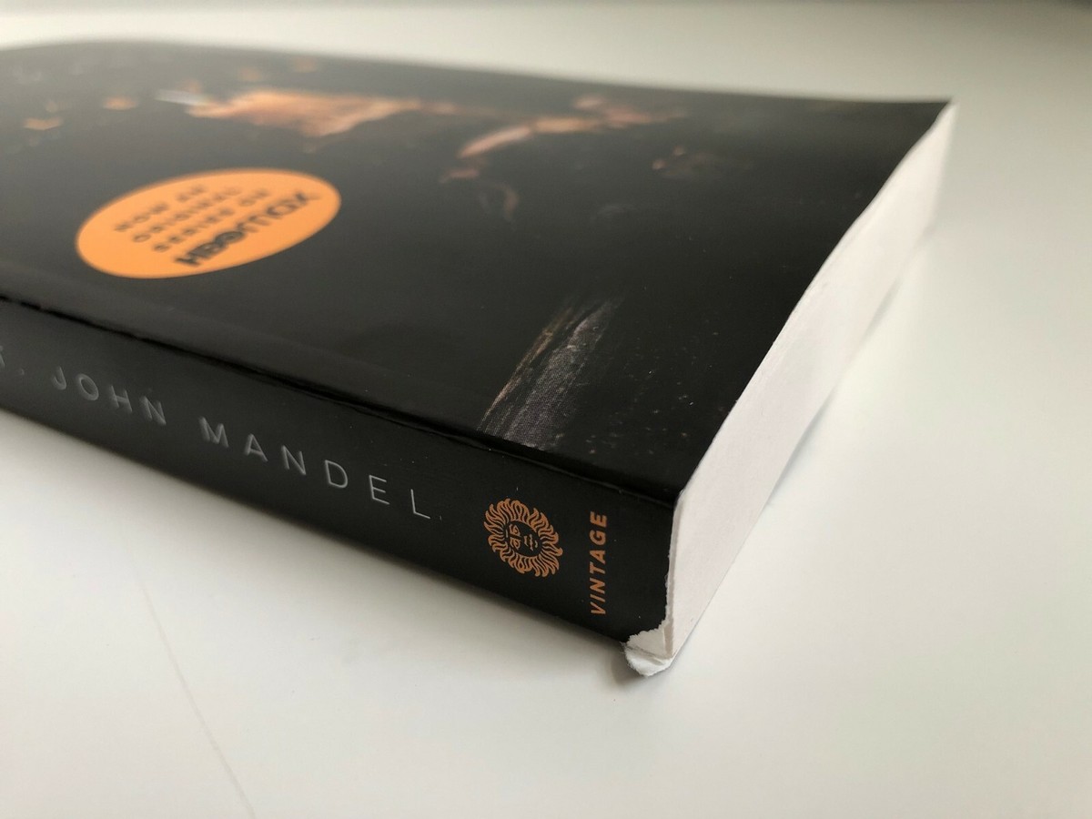 【サイン入り限定版】STATION ELEVEN 洋書 SIGNED Station Eleven (Television Tie-In) by Emily St. John Mandel