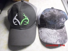 Lot 2 Realtree Meshback Snapback Fishing Hunting Trucker Hats caps w/logo USED