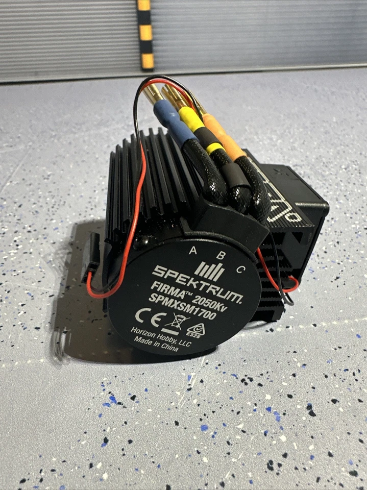 Spektrum Firma Smart 2050Kv Motor Felony Infraction Typhon Kraton 6s Foto 2 de 4