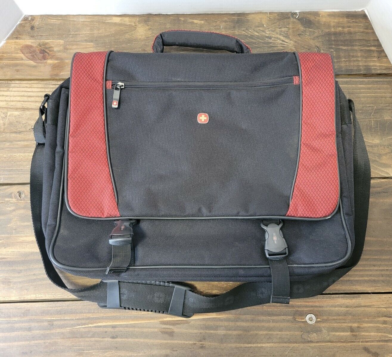 Swiss Army Red Black Laptop Gear Briefcase Case Carrying Messenger Bag Travel