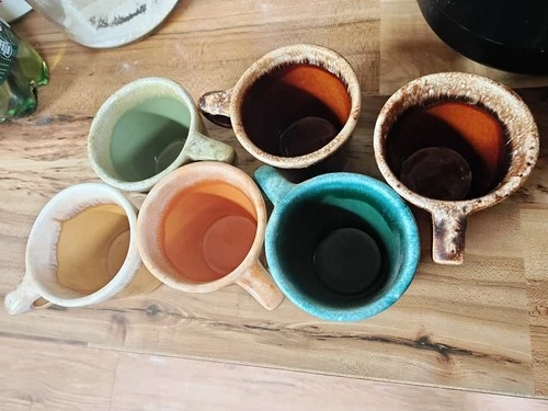 12 Piece Set  Hull 3 1/2 " Coffee Cups (6) And 5 1/4" bowls