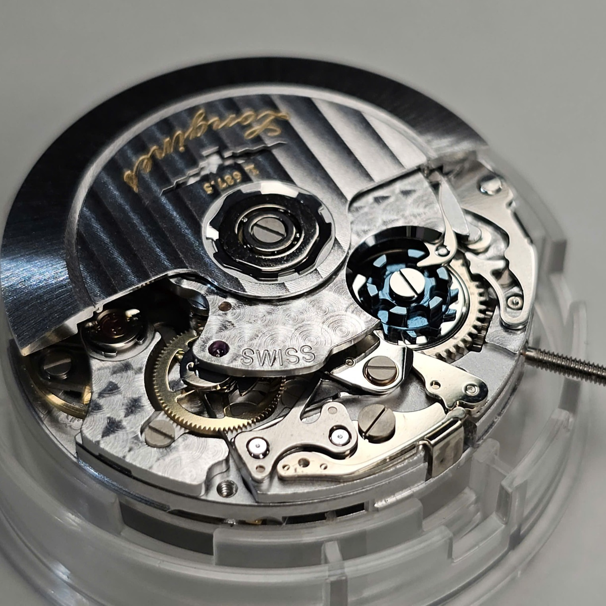 Longines L687.5 | Column Wheel Chronograph | Cal A08.L91 ETA7751