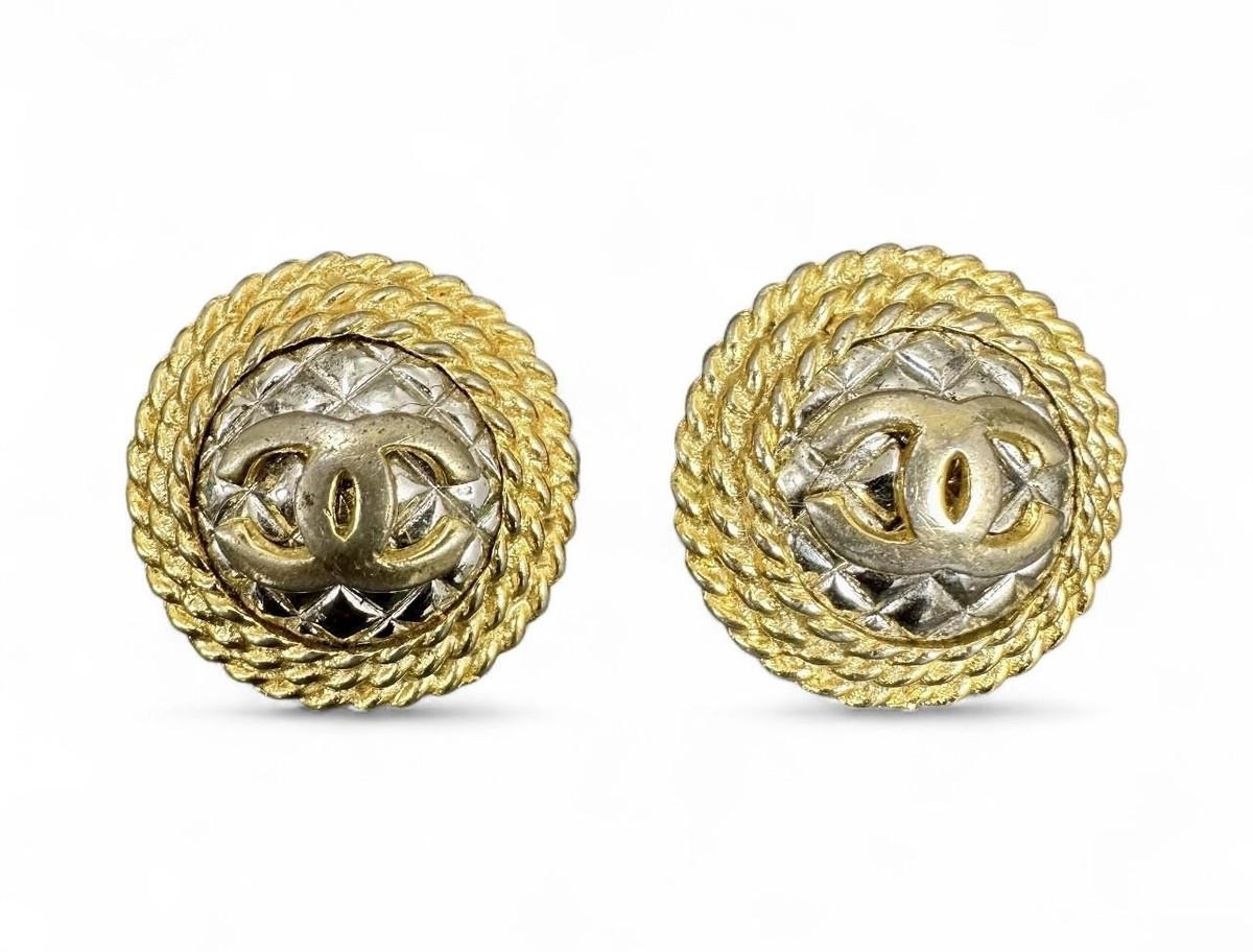 Auth Chanel Vintage Cc Logo Earrings #302870C30B Gold CC Cut Out Chanel Logo Earrings – Vintage Vogue Lux main image 2
