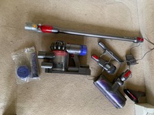 Dyson V8 Animal SV25 Cordless Vacuum - New Battery & Spare filters 