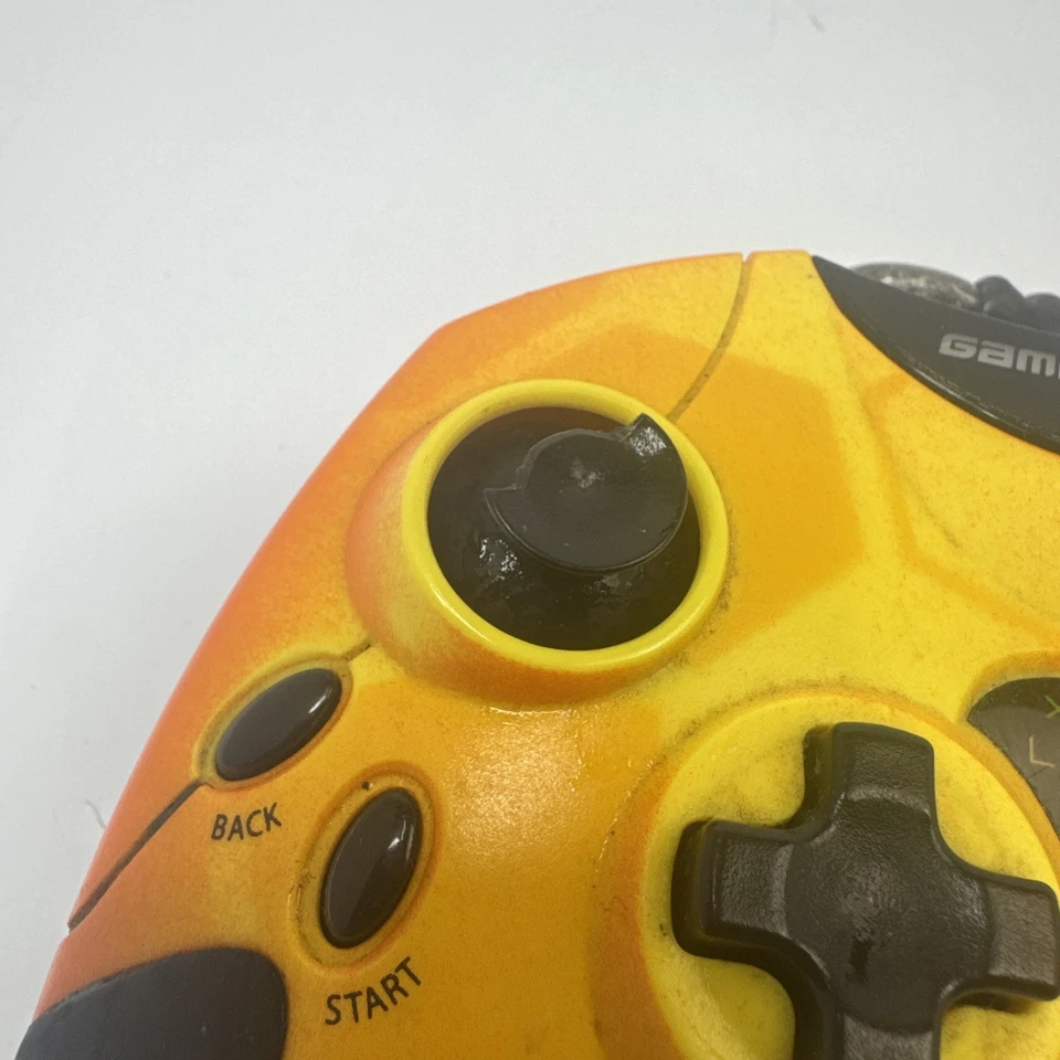 Controle Radica Gamester para sistema Xbox original amarelo/laranja Xbox testado O - Imagem 3 de 4