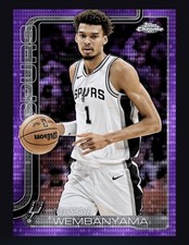 2025-26 Topps NBA Cromo Púrpura Pulsar- VICTOR WEMBANYAMA (TOPPS NBA Tarjeta Digita