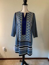 THE LIMITED Women Size M Blue V Neck 3/4 Sleeve Shift Dress