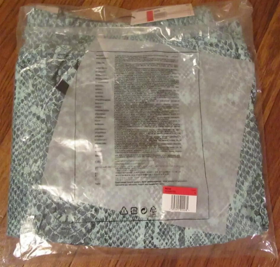 Supreme Nike ACG Nylon Trail Shorts Size Large Mint Snakeskin FW Brand  New DS