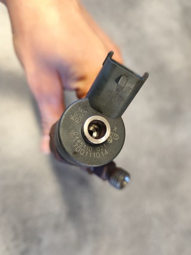 INJECTEUR CARBURANT RENAULT SCENIC 1 RX4 1.9 DCI 101CV 0445110021 / 7700111014 - Picture 6 of 6
